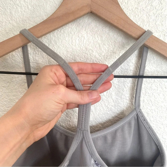 Lululemon Flow Y Sports Bra IV Petite Fleur Silver Spoon Ambient Grey Size 4 - Picture 6 of 10